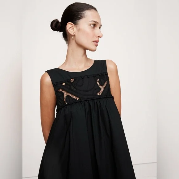 Banana Republic Black Maxi Dress with Eyelet Detail - Picture 3 of 8